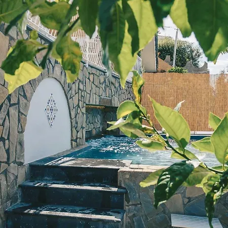 Biancalisa Villa *