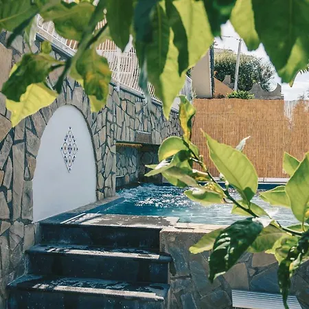 Biancalisa Villa *